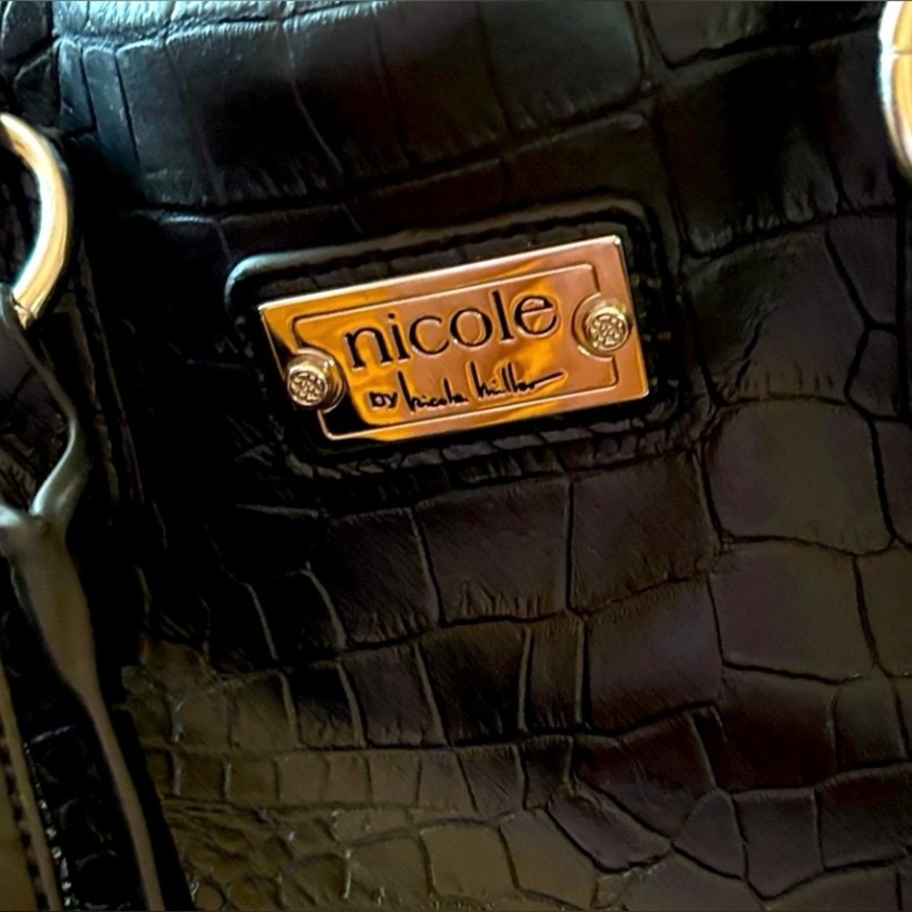 Nicole Lee Black Croc-Pattern Shoulder Bag – Chic & Statement Style - Picture 4 of 7
